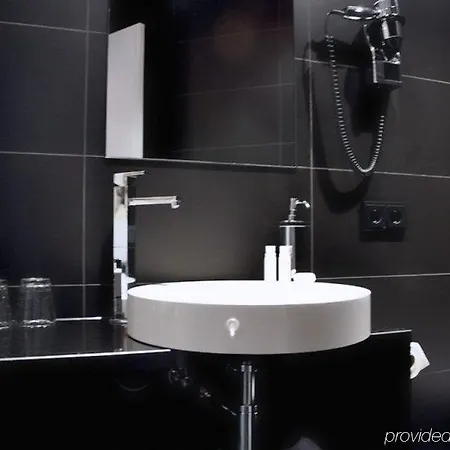 Hotel Grey 3*